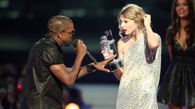 Kanye West vs Taylor Swift 2009 MTV VMAs
